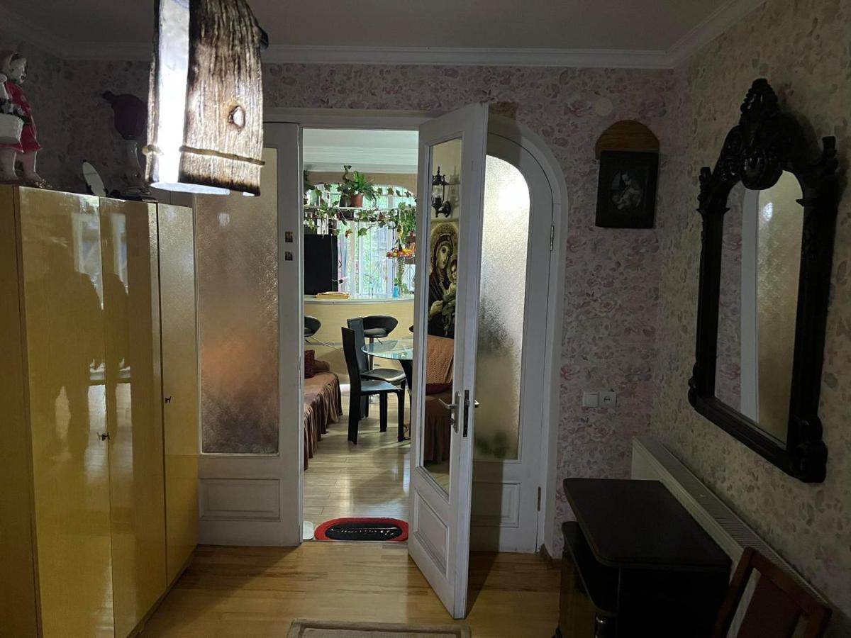 3 Room Flat In Tbilissi Extérieur photo
