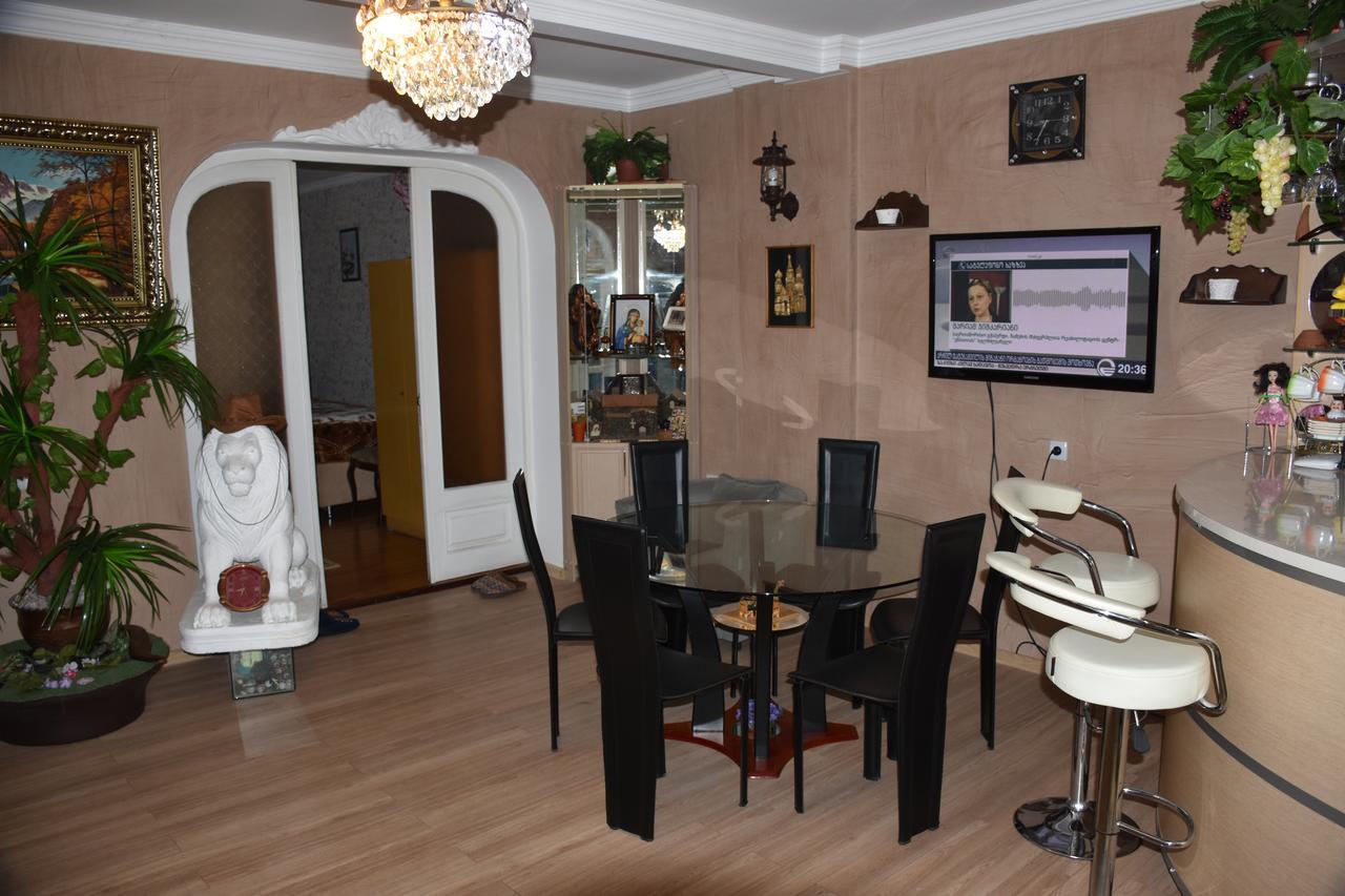 3 Room Flat In Tbilissi Extérieur photo