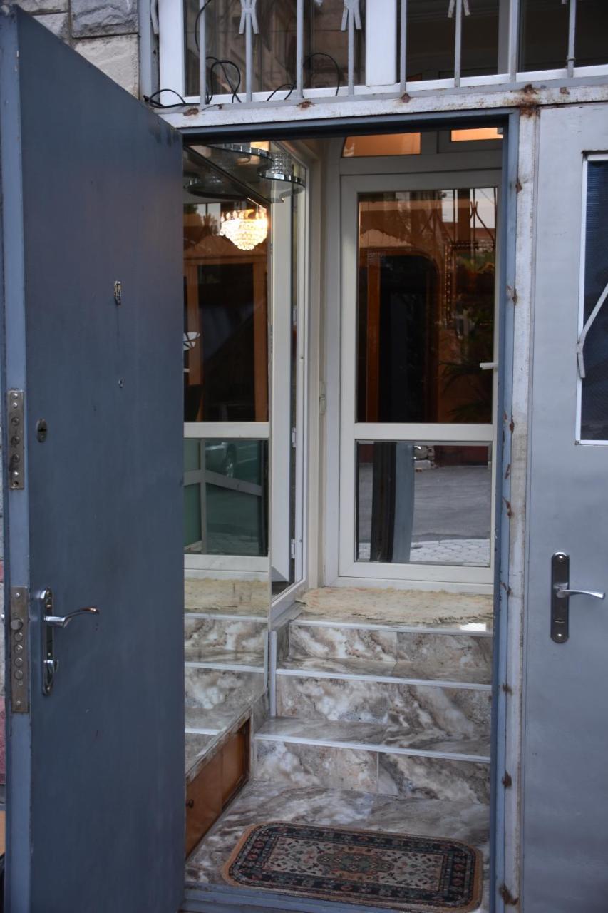 3 Room Flat In Tbilissi Extérieur photo